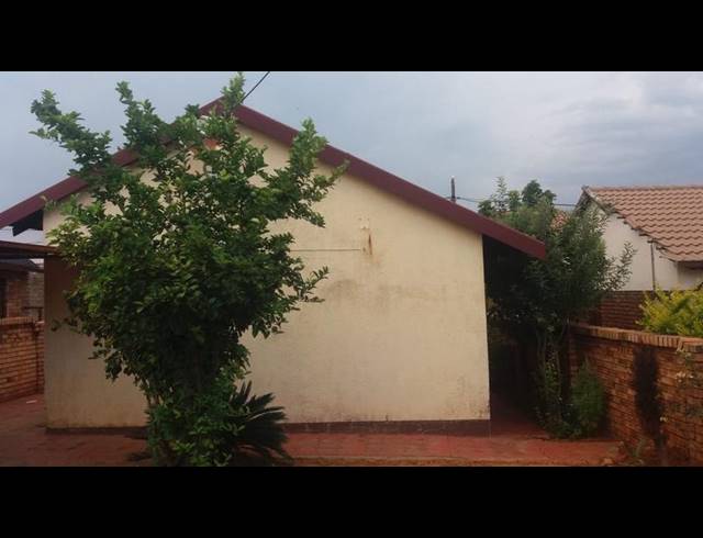 3 BEDROOM HOUSE FOR SALE IN SOSHANGUVE UU